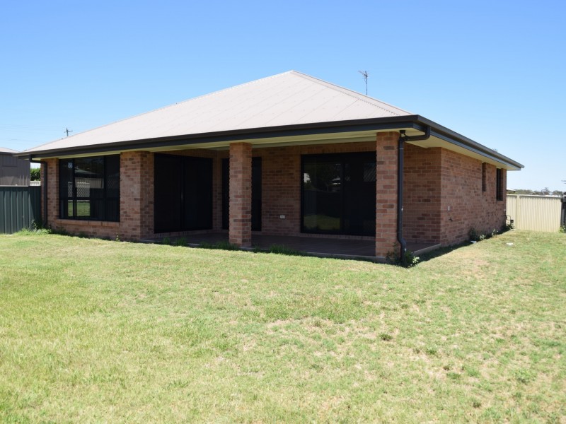 139A Ogilvie Road, Warwick QLD 4370