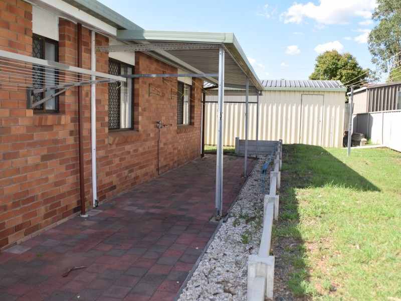 1/4 Reyburn Street, Warwick QLD 4370