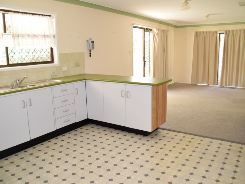 1/4 Reyburn Street, Warwick QLD 4370