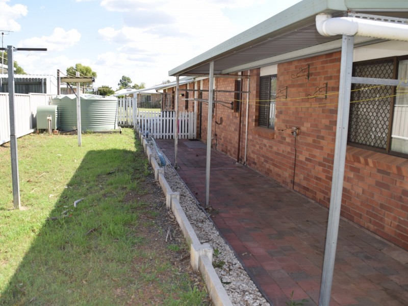1/4 Reyburn Street, Warwick QLD 4370