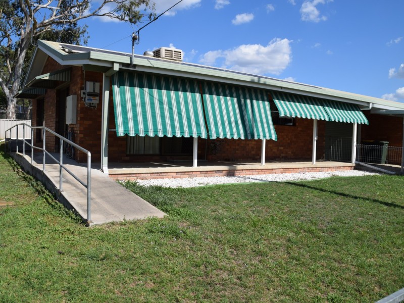 1/4 Reyburn Street, Warwick QLD 4370