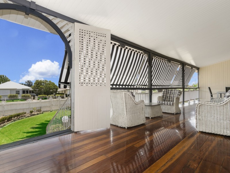 34 Locke Street, Warwick QLD 4370