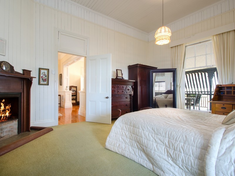 34 Locke Street, Warwick QLD 4370