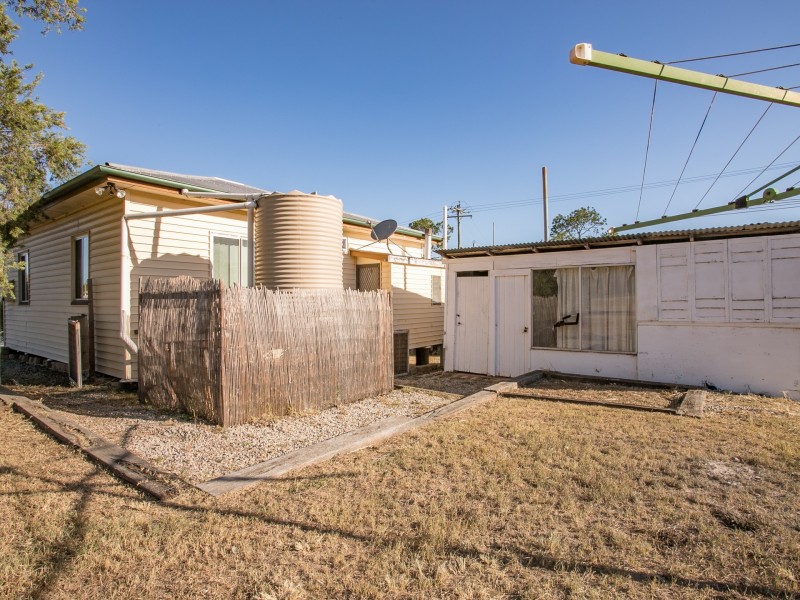 121 Albion Street, Warwick QLD 4370