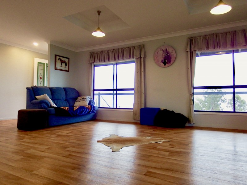 61 Perquin Road, Sladevale QLD 4370