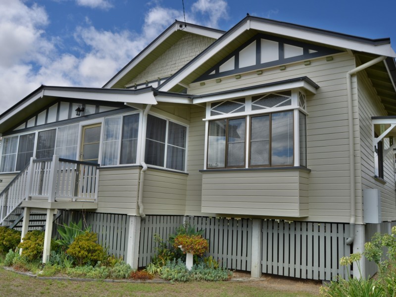 94 Victoria Street, Warwick QLD 4370