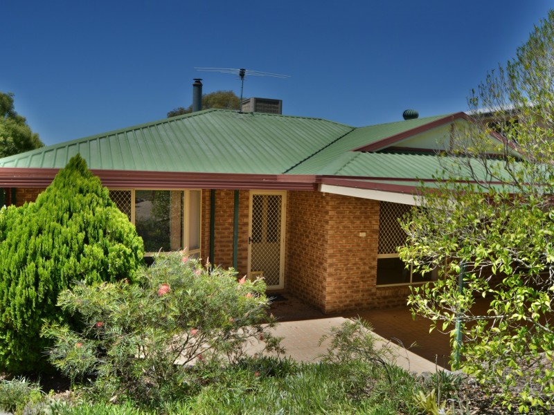 17 Walker Street, Warwick QLD 4370