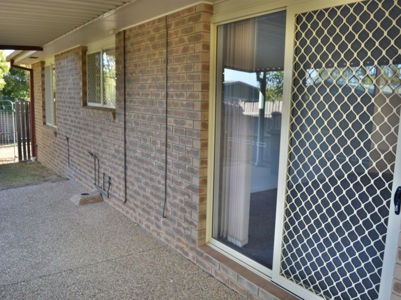 17 Walker Street, Warwick QLD 4370