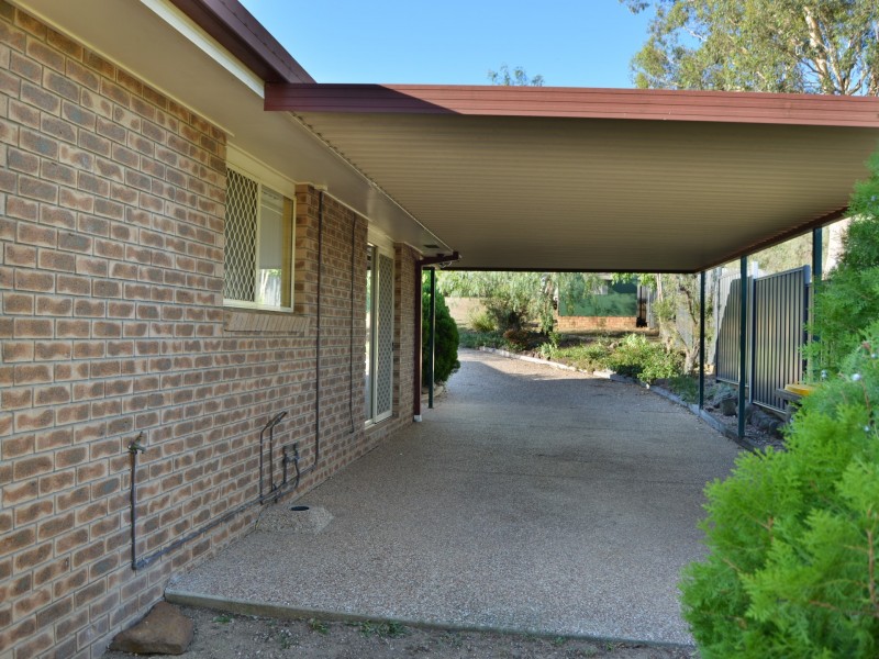 17 Walker Street, Warwick QLD 4370