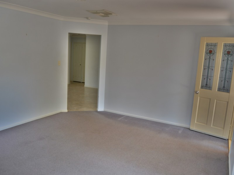17 Walker Street, Warwick QLD 4370