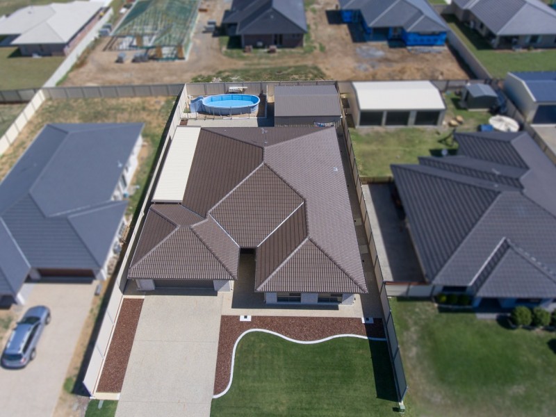 19 Lakeview Avenue, Warwick QLD 4370