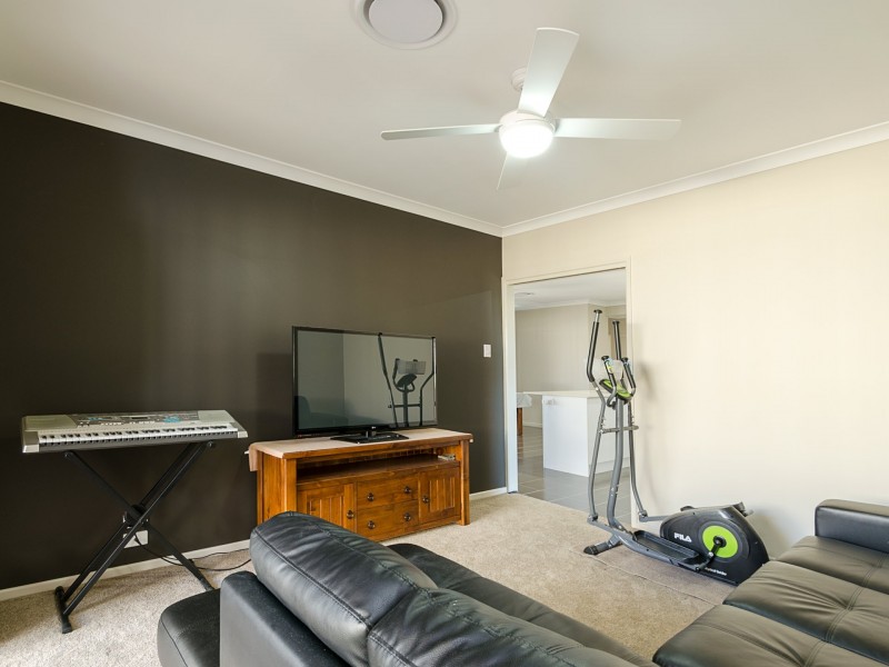 19 Lakeview Avenue, Warwick QLD 4370