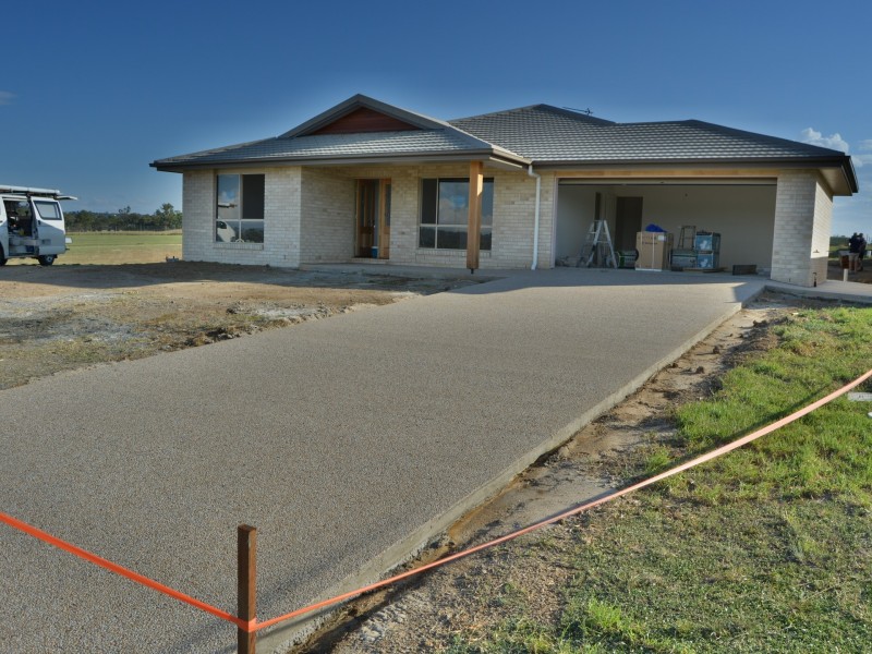 25 Lakeview Avenue, Warwick QLD 4370