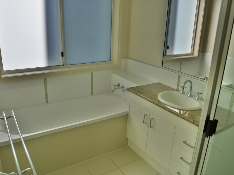 11 Floribunda Avenue, Warwick QLD 4370