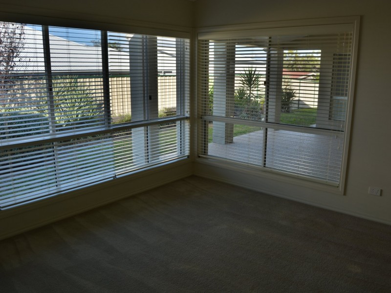 11 Floribunda Avenue, Warwick QLD 4370