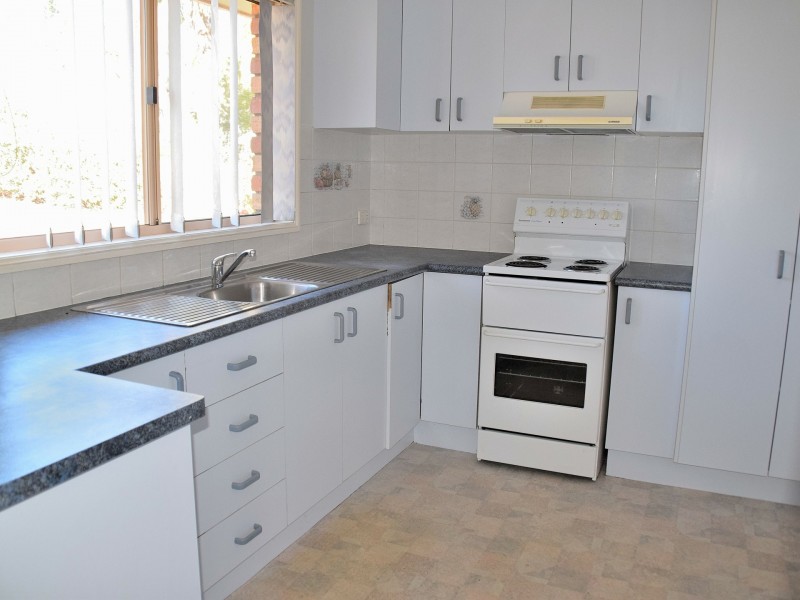 12 Howard Street, Warwick QLD 4370