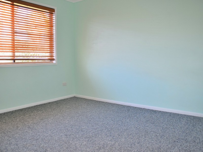 12 Howard Street, Warwick QLD 4370