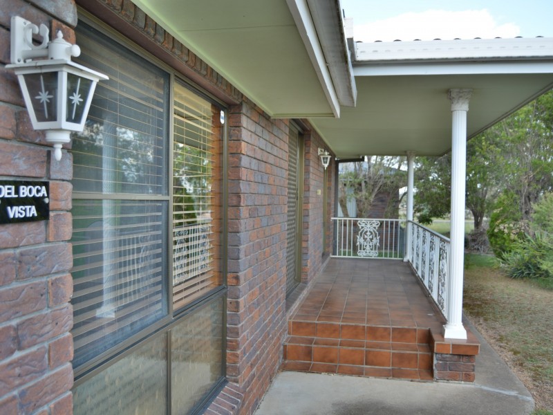 32 Fairway Drive, Warwick QLD 4370