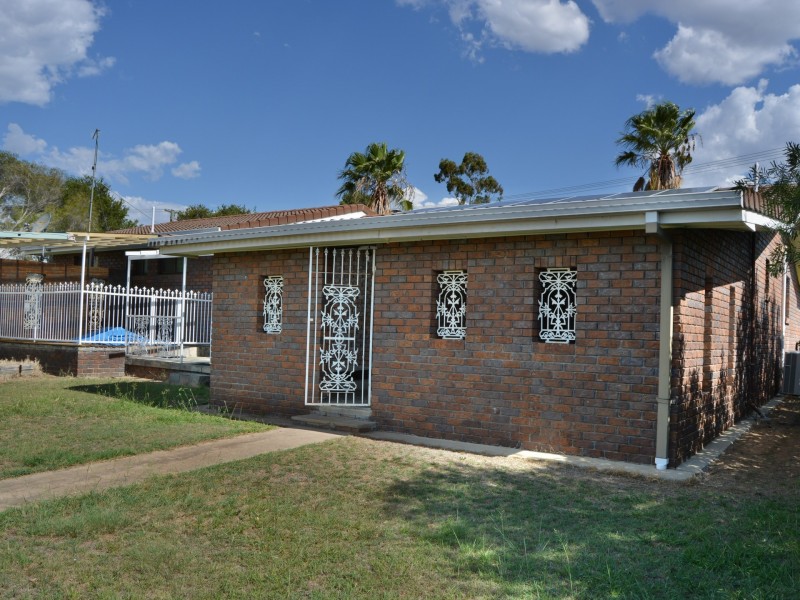 32 Fairway Drive, Warwick QLD 4370