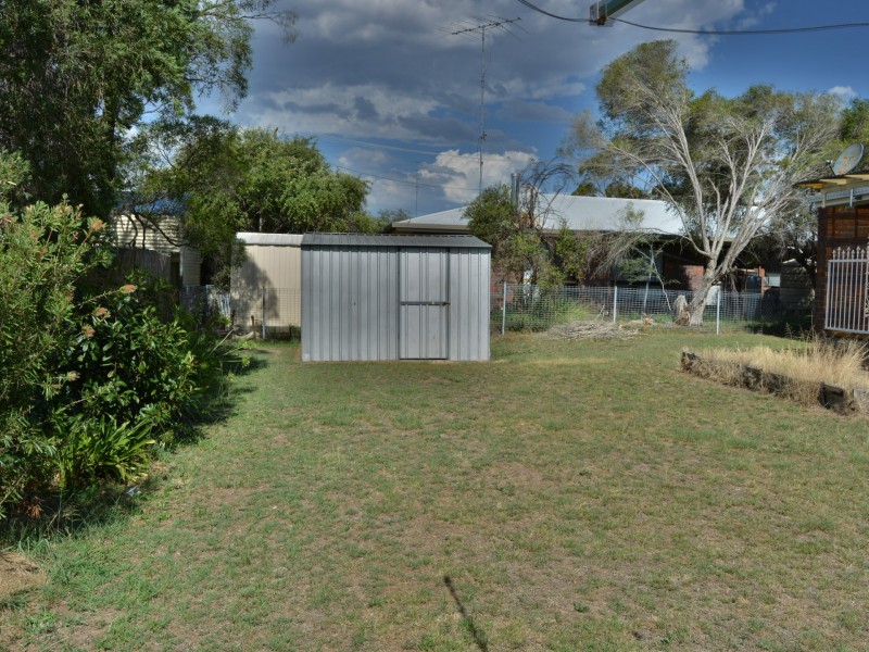 32 Fairway Drive, Warwick QLD 4370