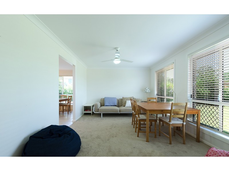 27 Rowland Street, Warwick QLD 4370