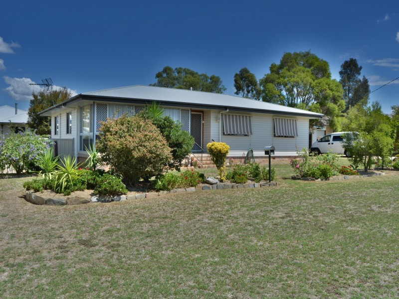 46 Warner Street, Warwick QLD 4370