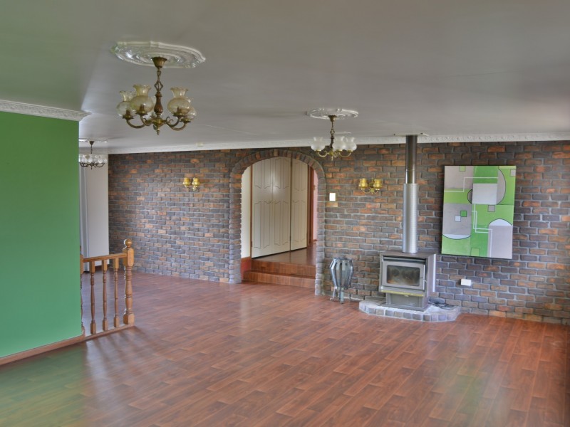 32 Fairway Drive, Warwick QLD 4370