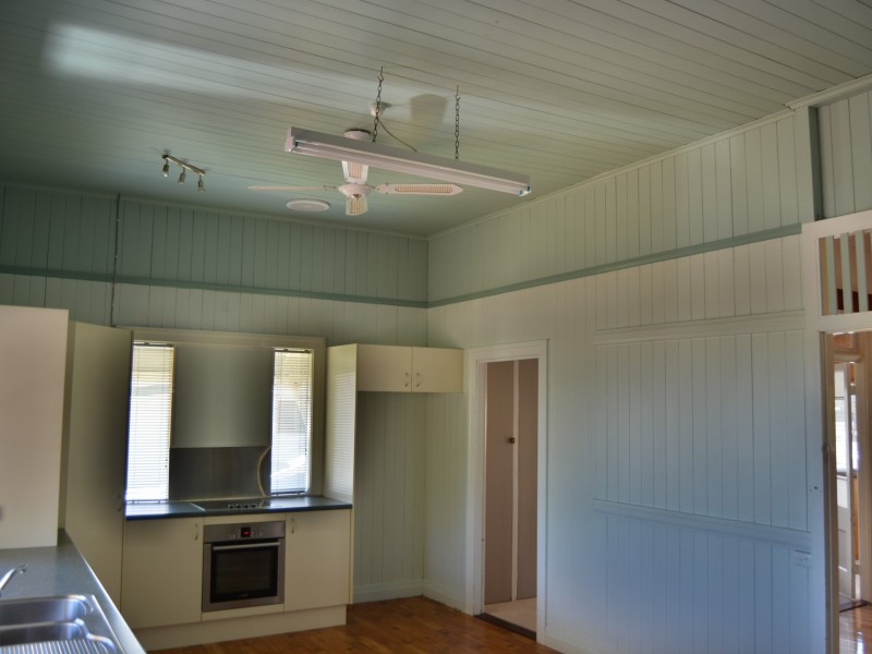 140 Percy Street, Warwick QLD 4370