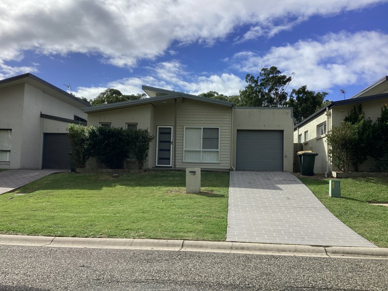 16 Ruston Street, Warwick QLD 4370