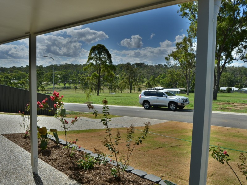 14 Pera Crescent, Warwick QLD 4370