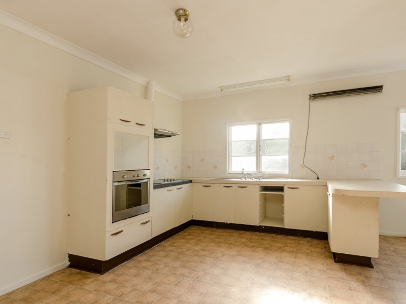 27 Albert Street, Warwick QLD 4370