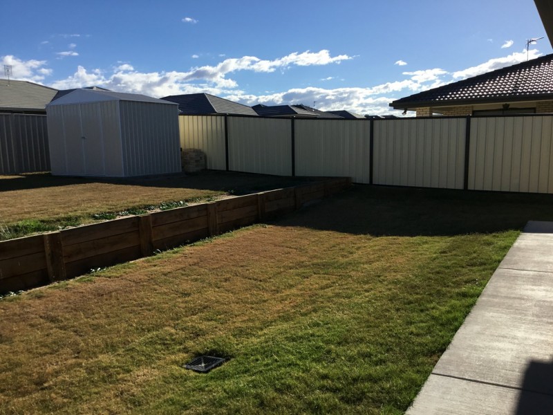 25 Lakeview Avenue, Warwick QLD 4370