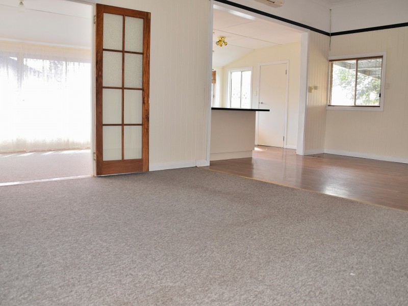 30 Stewart Avenue, Warwick QLD 4370