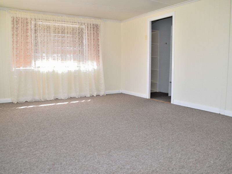 30 Stewart Avenue, Warwick QLD 4370