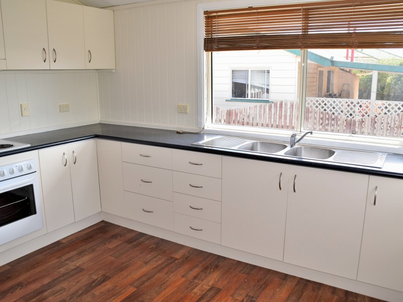 30 Stewart Avenue, Warwick QLD 4370