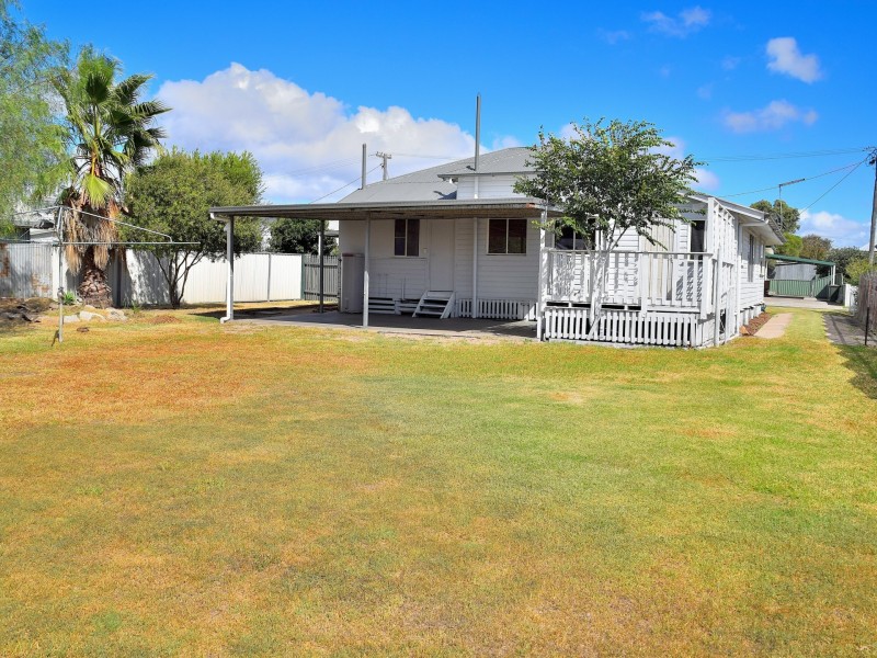 30 Stewart Avenue, Warwick QLD 4370