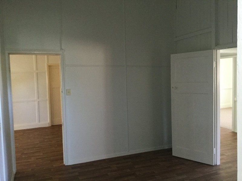 2/86 Herbert Street, Allora QLD 4362