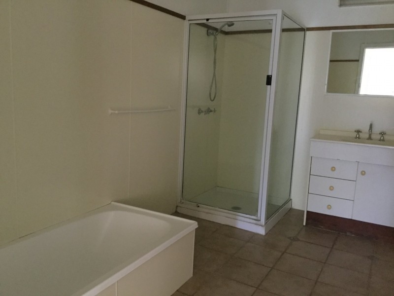 2/86 Herbert Street, Allora QLD 4362