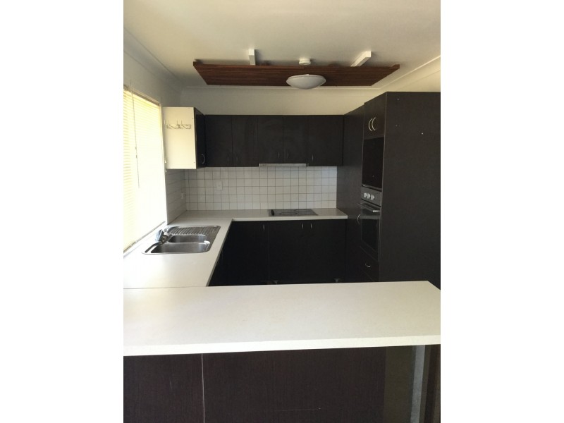 139 Goomburra Street, Hendon QLD 4362