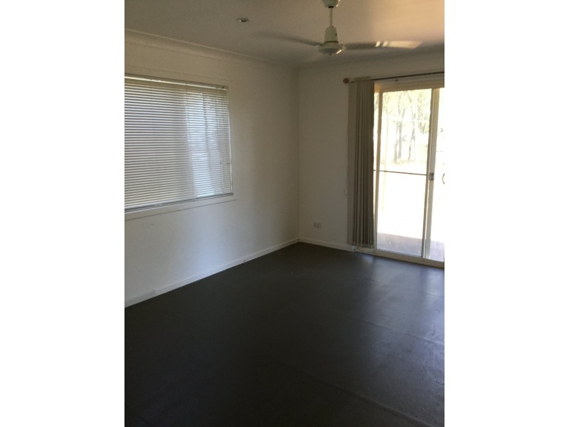 139 Goomburra Street, Hendon QLD 4362