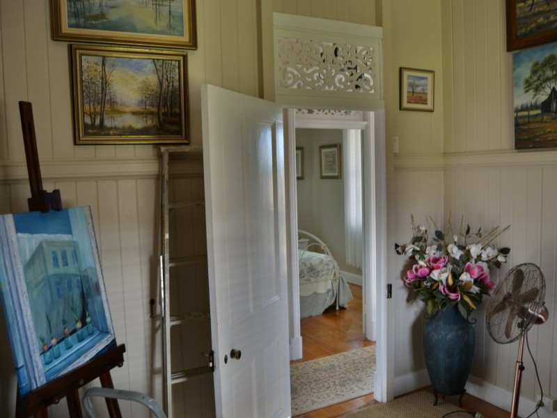 98 Goomburra Street, Hendon QLD 4362