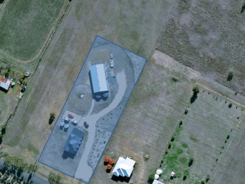 98 Goomburra Street, Hendon QLD 4362