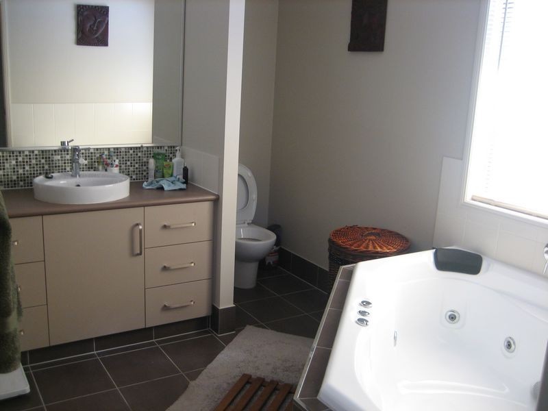115 East, Warwick QLD 4370