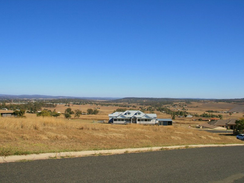1 Derain Drive, Sladevale QLD 4370