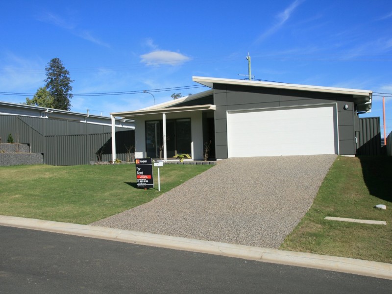 14 Pera Crescent, Warwick QLD 4370
