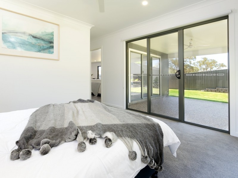 14 Pera Crescent, Warwick QLD 4370