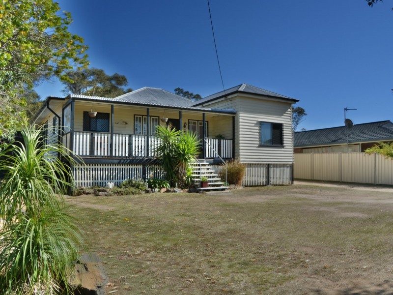 417 East Street, Warwick QLD 4370