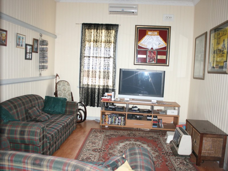 417 East Street, Warwick QLD 4370