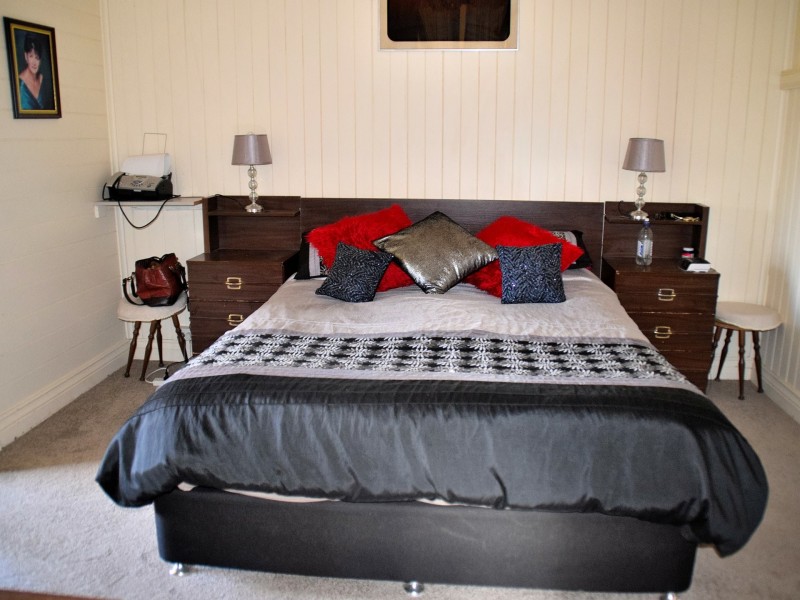 1424 Junabee Road, Junabee QLD 4370