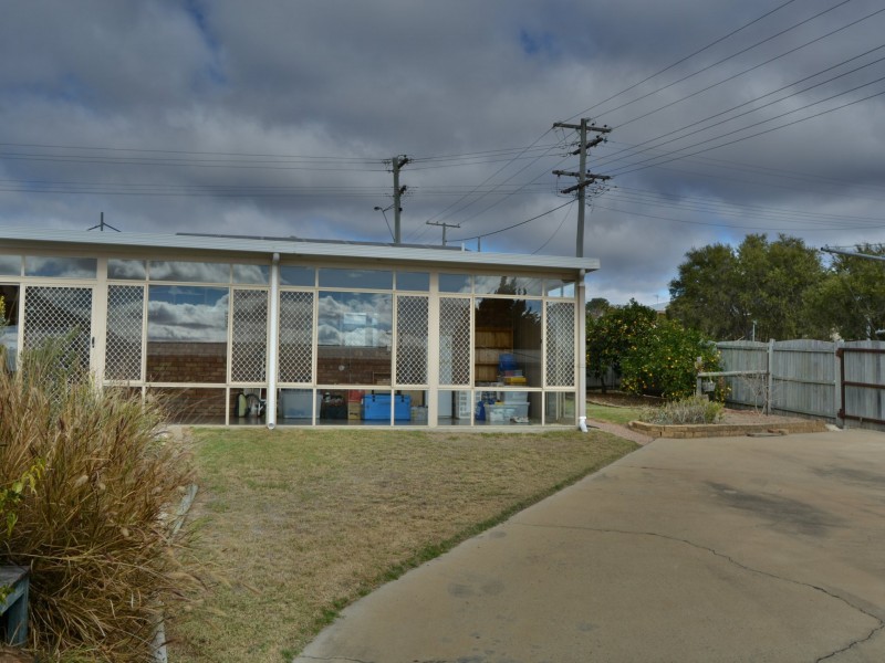 131 Locke, Warwick QLD 4370